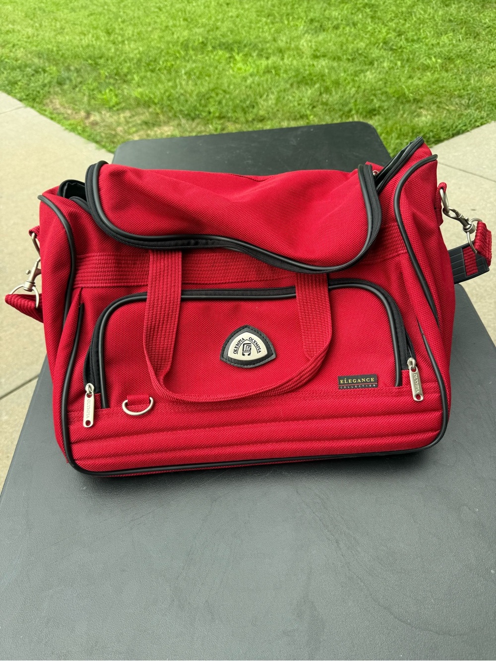 Olympia Red Men’s Travel Duffel Bag